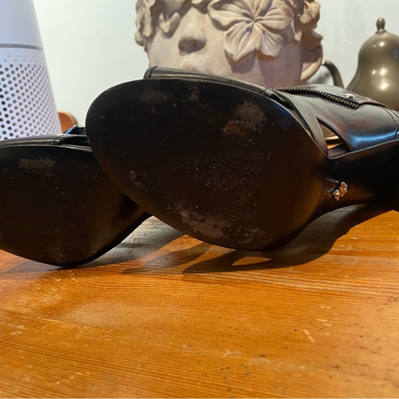 Pour La Victoire Black heels - Picture 11 of 12